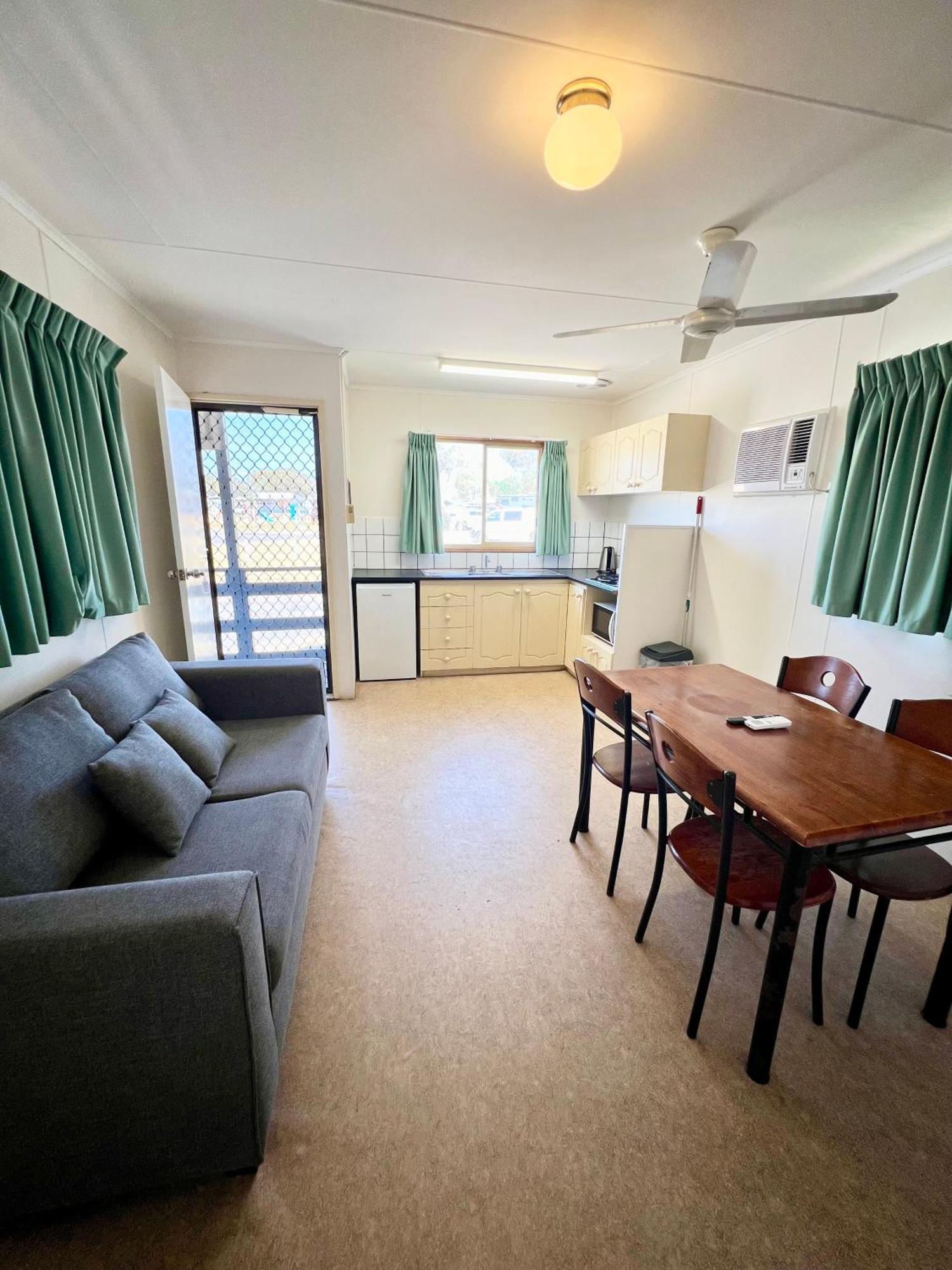 Sunset Beach Holiday Park جيرالدتون المظهر الخارجي الصورة